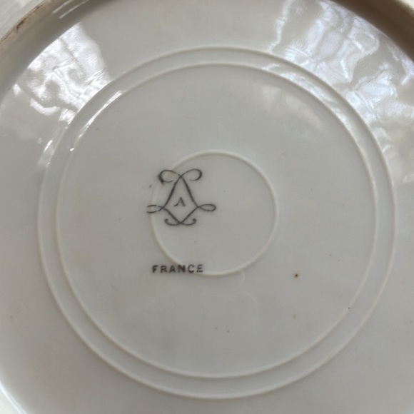 Antique Vintage Set/2 Plates - "Sevres" Portrait Plates - Picture 15 of 16